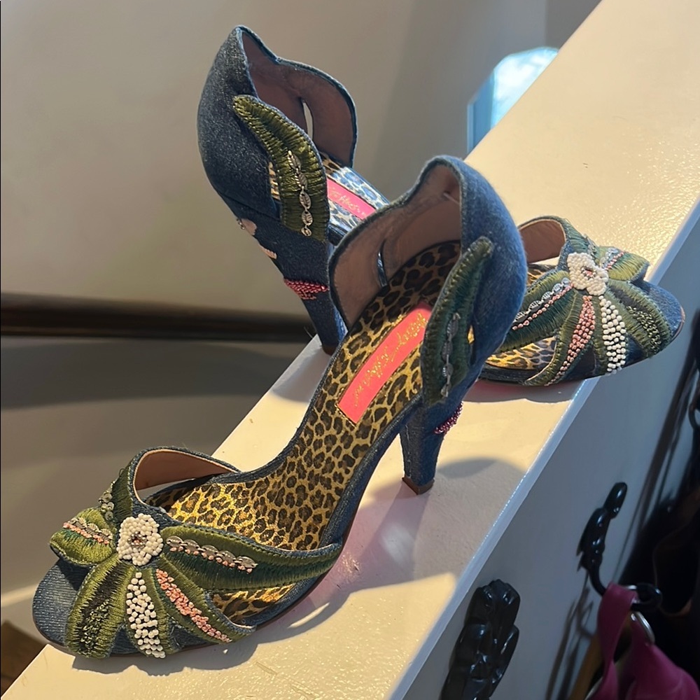 Betsey Johnson Green and Blue Women's Heels